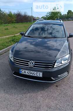 Універсал Volkswagen Passat 2012 в Черкасах