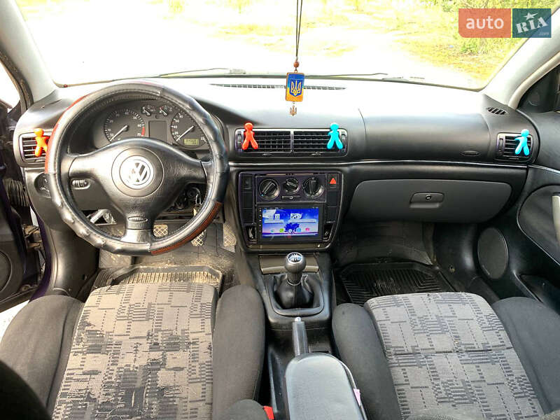 Седан Volkswagen Passat 1997 в Кам'янці-Бузькій