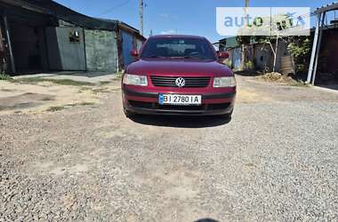 Седан Volkswagen Passat 1998 в Полтаве