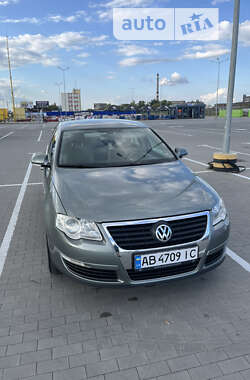 Седан Volkswagen Passat 2007 в Виннице