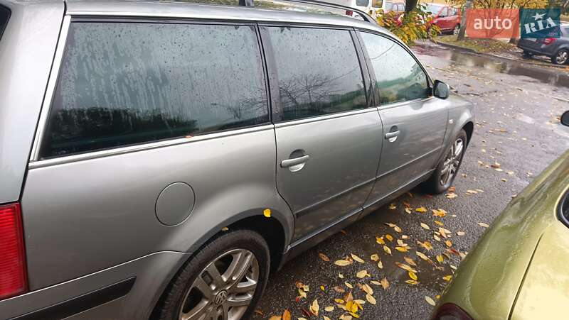 Универсал Volkswagen Passat 2002 в Львове