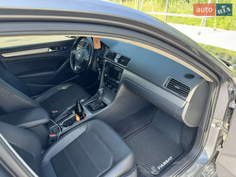 Седан Volkswagen Passat 2013 в Хмельнике фото 12 Седан Volkswagen Passat 2013 в Хмельнике