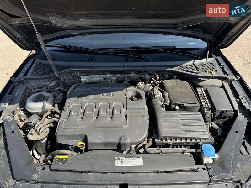 Седан Volkswagen Passat 2017 в Броварах