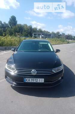 Седан Volkswagen Passat 2015 в Ірпені