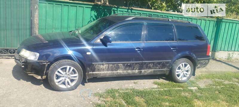 Універсал Volkswagen Passat 1999 в Переяславі