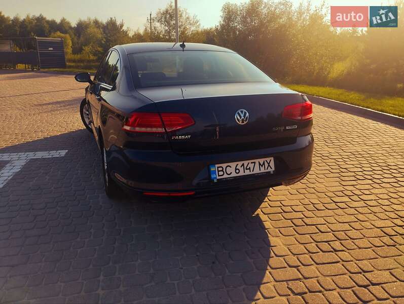 Седан Volkswagen Passat 2017 в Миколаєві