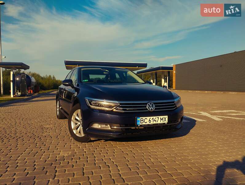 Седан Volkswagen Passat 2017 в Миколаєві