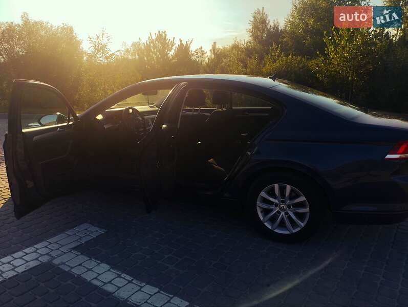 Седан Volkswagen Passat 2017 в Миколаєві