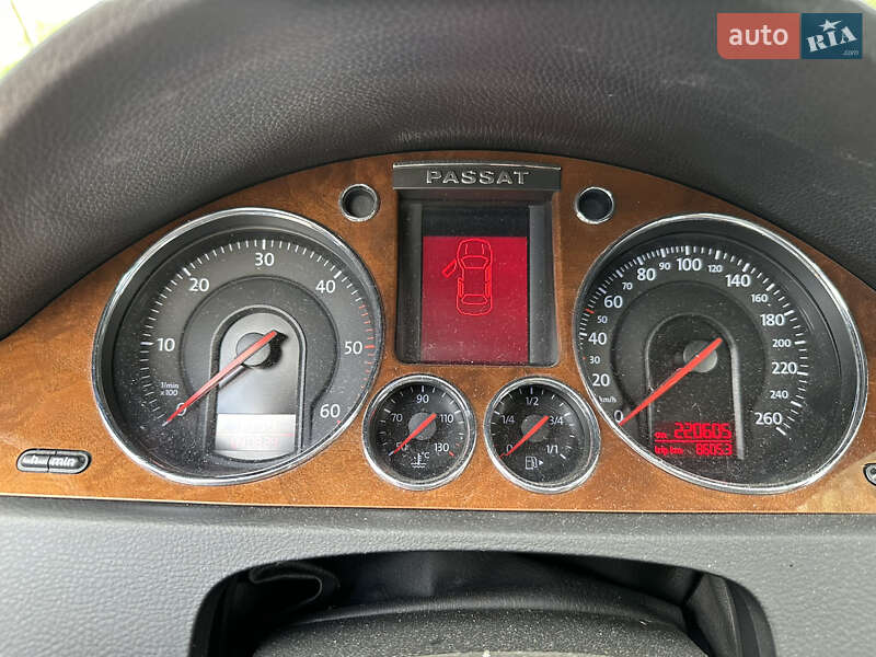 Седан Volkswagen Passat 2006 в Ивано-Франковске