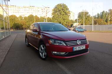 Седан Volkswagen Passat 2014 в Кривом Роге