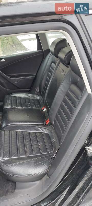 Универсал Volkswagen Passat 2010 в Киеве