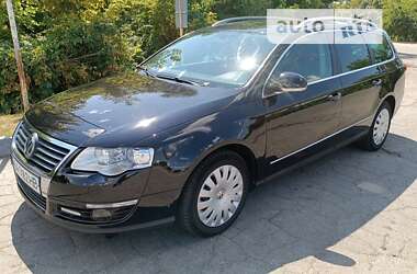 Універсал Volkswagen Passat 2006 в Олександрії