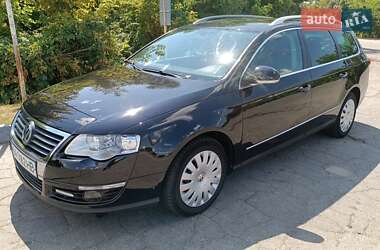 Універсал Volkswagen Passat 2006 в Олександрії