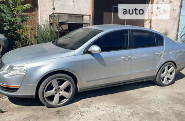 Седан Volkswagen Passat 2006 в Тернополе