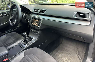 Универсал Volkswagen Passat 2013 в 