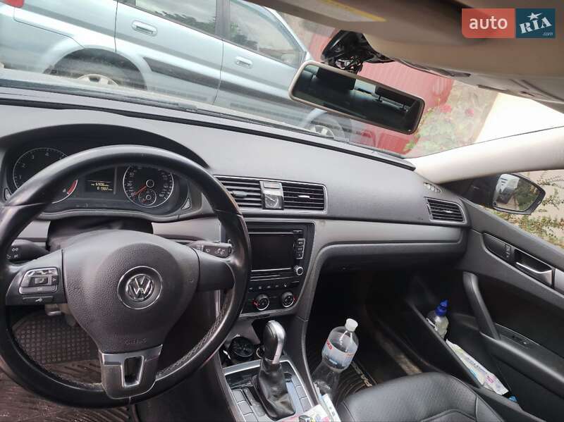 Седан Volkswagen Passat 2014 в Одессе