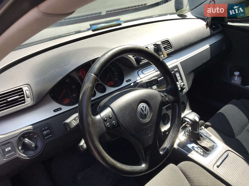 Универсал Volkswagen Passat 2007 в Ровно
