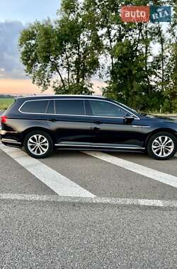 Универсал Volkswagen Passat 2016 в 
