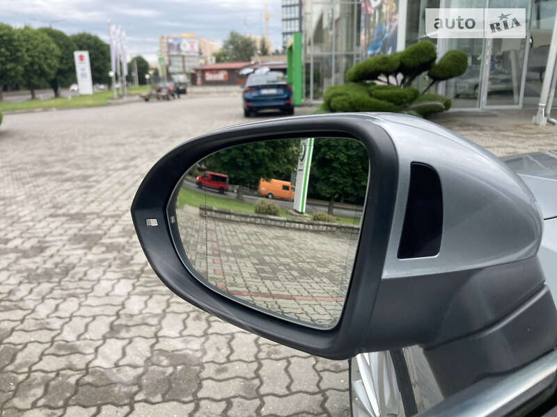 Универсал Volkswagen Passat 2017 в Львове