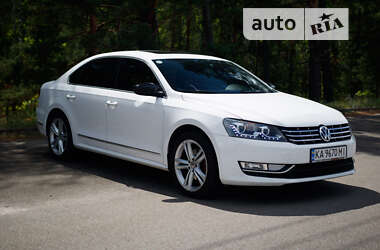 Седан Volkswagen Passat 2014 в Киеве