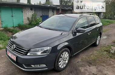 Універсал Volkswagen Passat 2011 в Павлограді