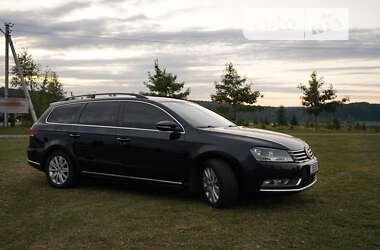 Универсал Volkswagen Passat 2012 в Черновцах