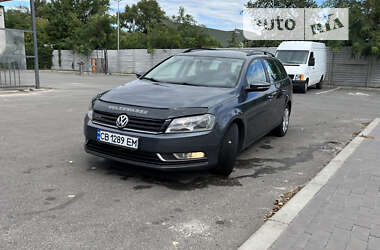 Универсал Volkswagen Passat 2012 в Городне