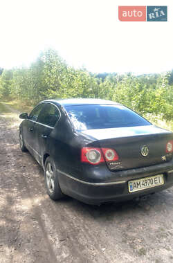 Седан Volkswagen Passat 2007 в Коростене