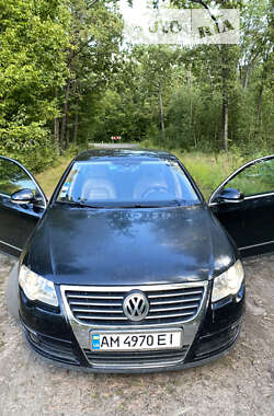 Седан Volkswagen Passat 2007 в Коростене