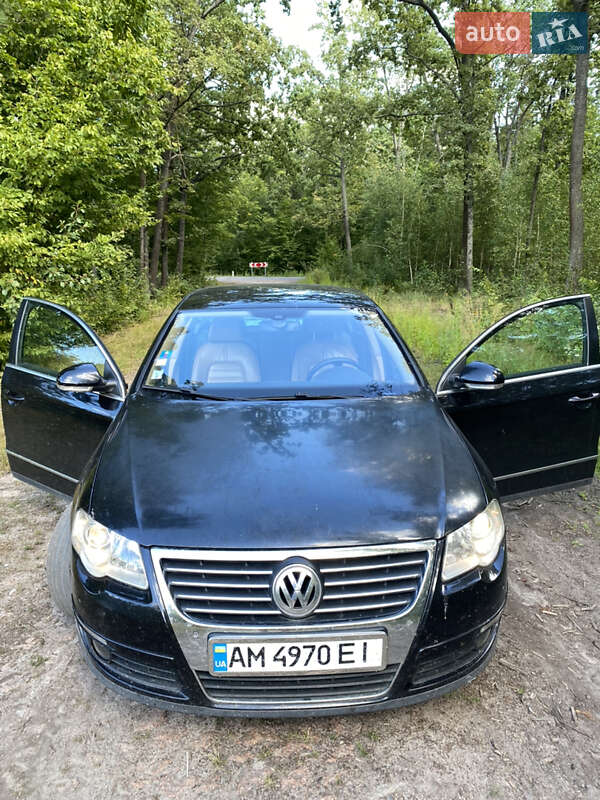 Седан Volkswagen Passat 2007 в Коростене