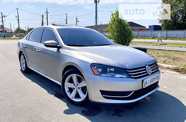 Седан Volkswagen Passat 2012 в Бучі