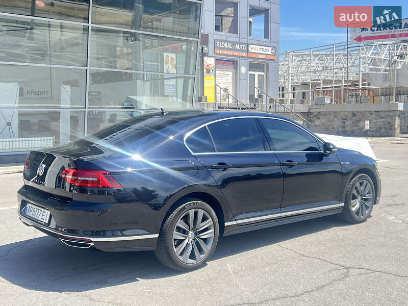 Седан Volkswagen Passat 2018 в Запорожье