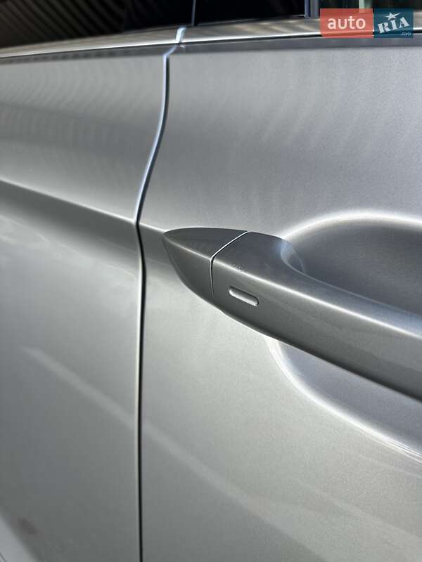 Універсал Volkswagen Passat 2015 в Києві