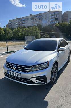 Седан Volkswagen Passat 2018 в Долинской