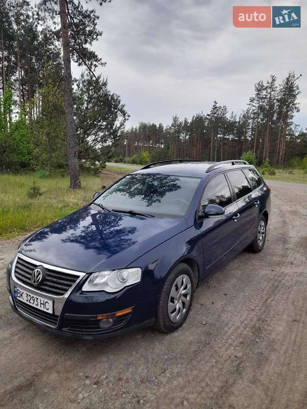 Универсал Volkswagen Passat 2006 в Костополе