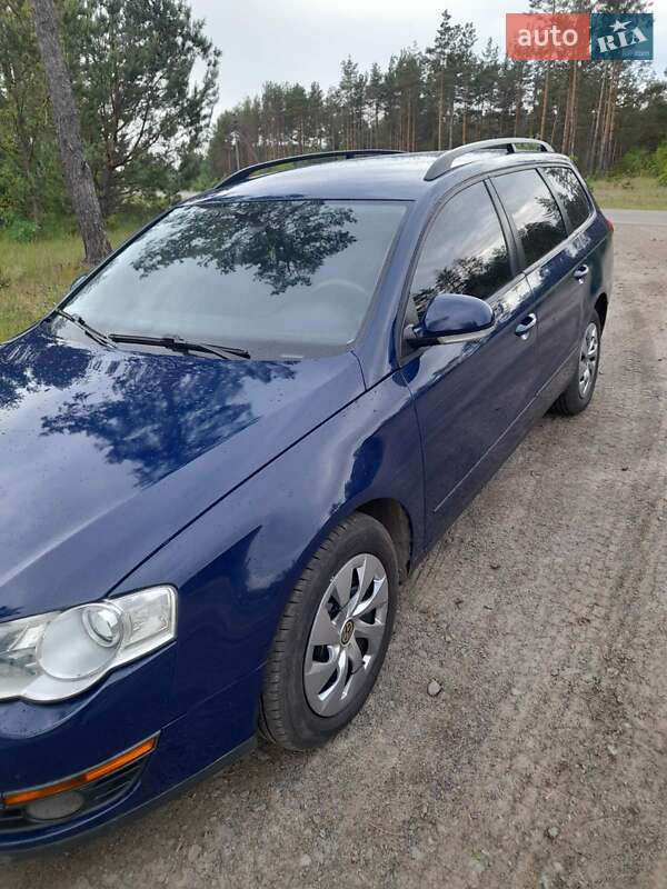 Универсал Volkswagen Passat 2006 в Костополе