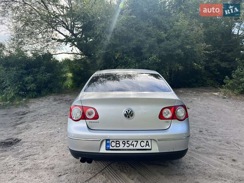 Седан Volkswagen Passat 2008 в Киеве