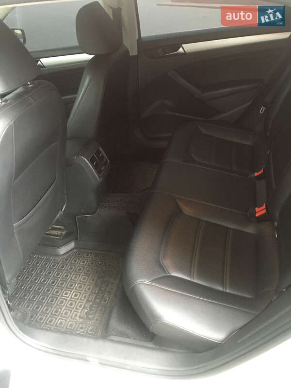 Седан Volkswagen Passat 2013 в Броварах