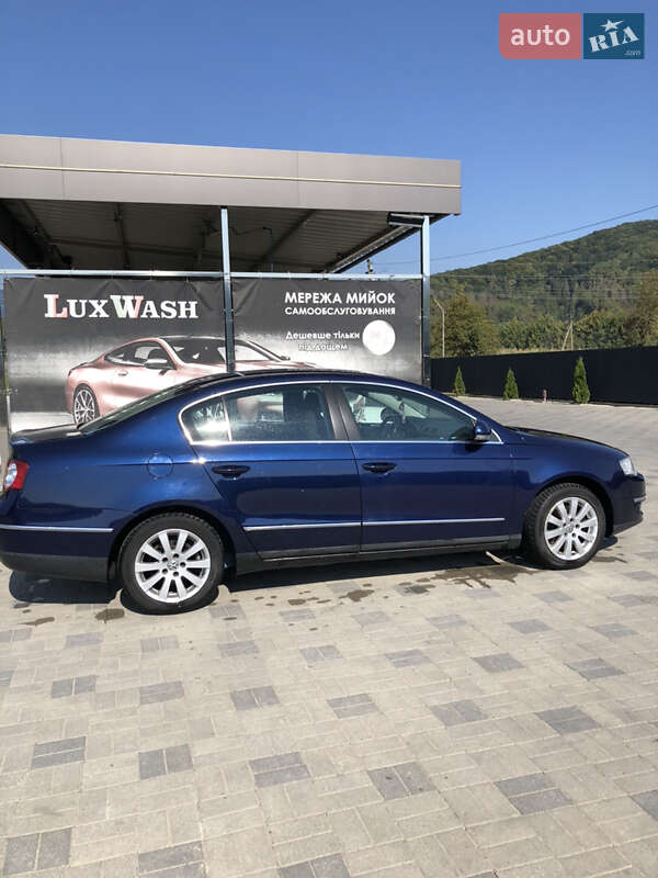 Седан Volkswagen Passat 2006 в Иршаве