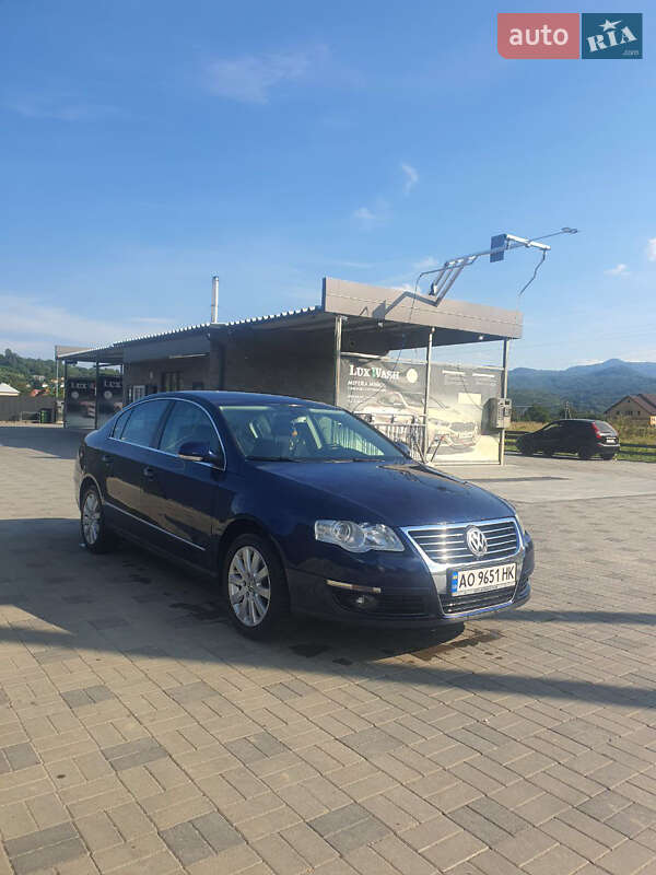 Седан Volkswagen Passat 2006 в Иршаве