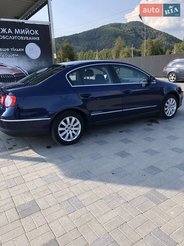 Седан Volkswagen Passat 2006 в Иршаве