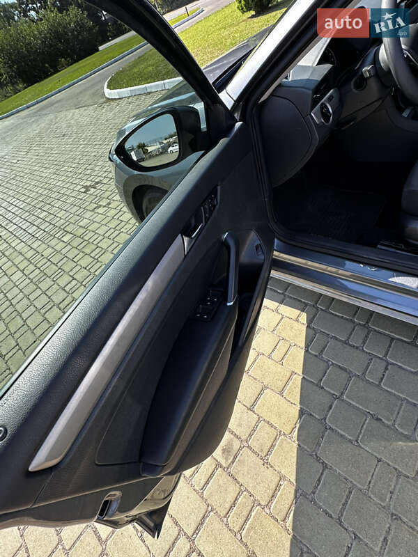 Седан Volkswagen Passat 2019 в Одесі