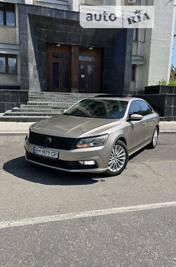 Седан Volkswagen Passat 2016 в Одесі