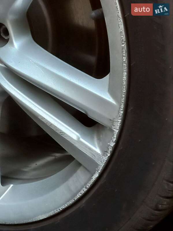 Седан Volkswagen Passat 2013 в Киеве фото 10 Седан Volkswagen Passat 2013 в Киеве