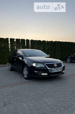 Седан Volkswagen Passat 2005 в 