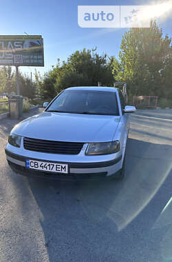 Седан Volkswagen Passat 1998 в Чернігові