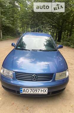 Універсал Volkswagen Passat 1999 в Рахові