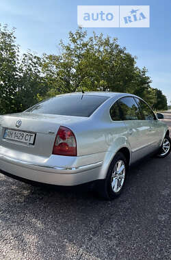 Седан Volkswagen Passat 2005 в Києві