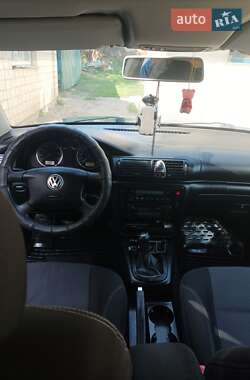 Универсал Volkswagen Passat 2001 в 