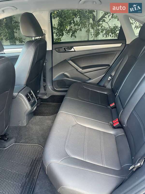 Седан Volkswagen Passat 2020 в Киеве